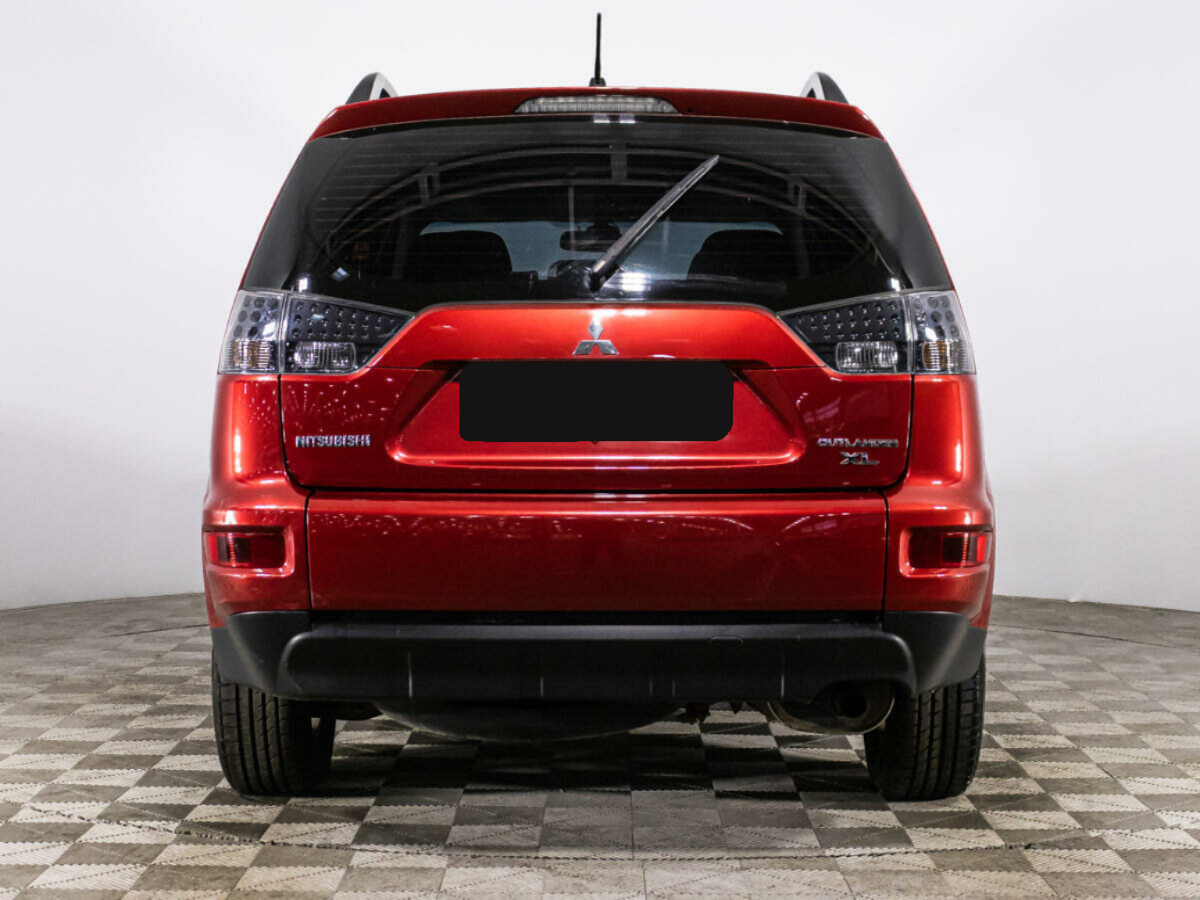 Mitsubishi Outlander, 2011