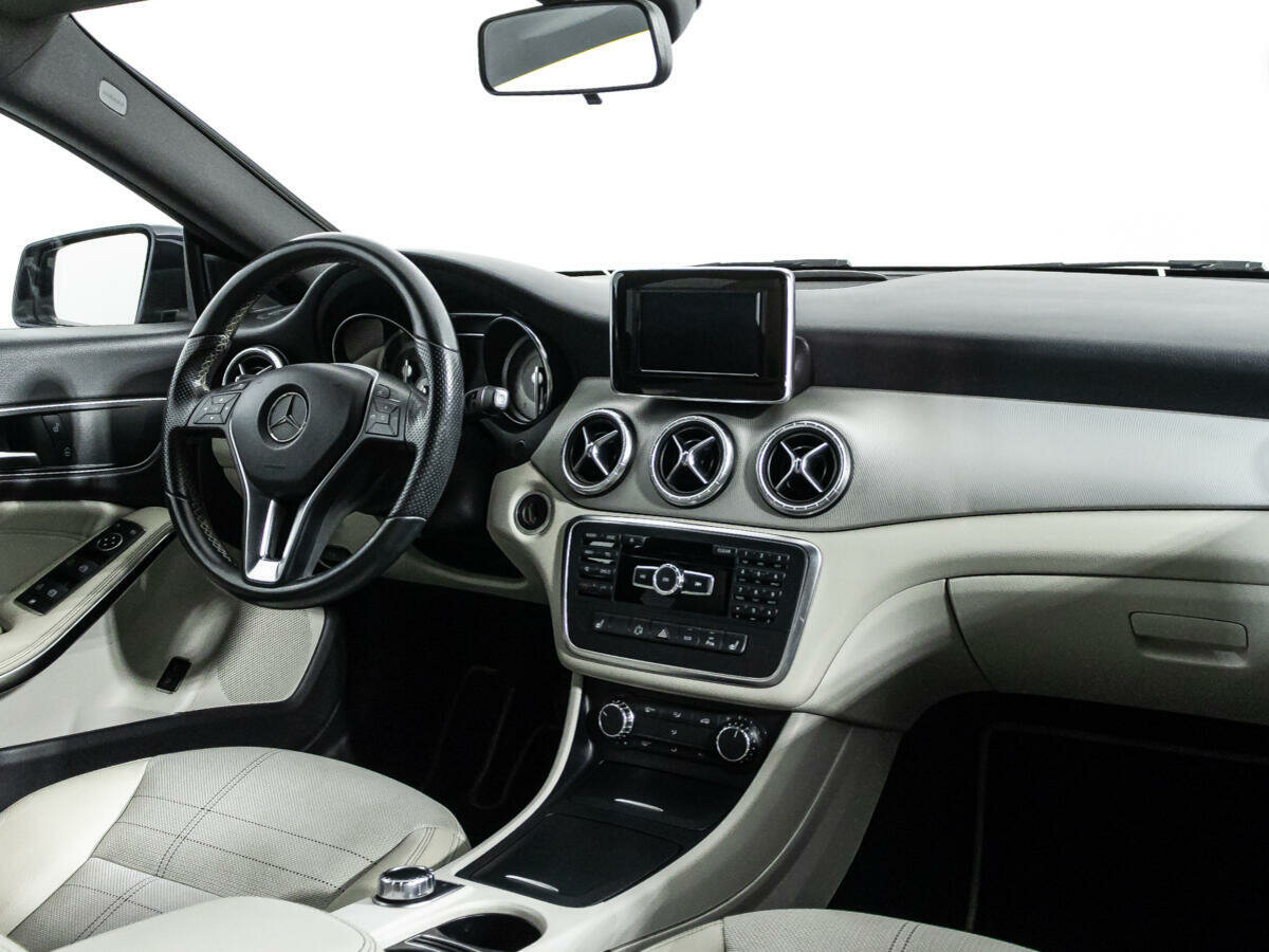 Mercedes-Benz CLA 200, 2014