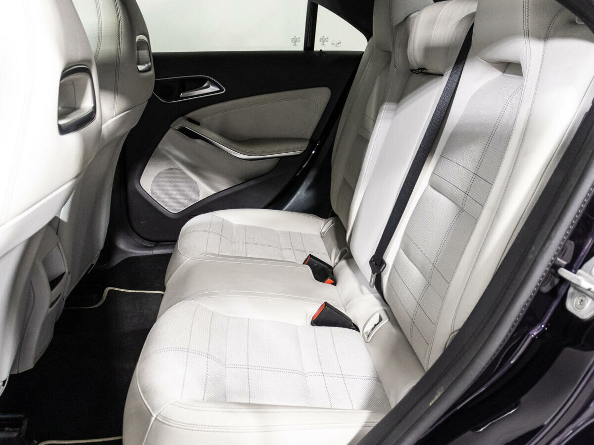 Mercedes-Benz CLA 200, 2014