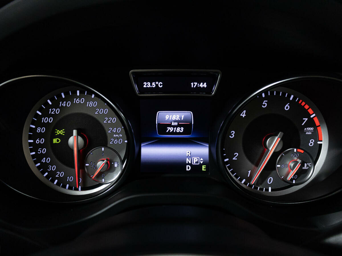 Mercedes-Benz CLA 200, 2014