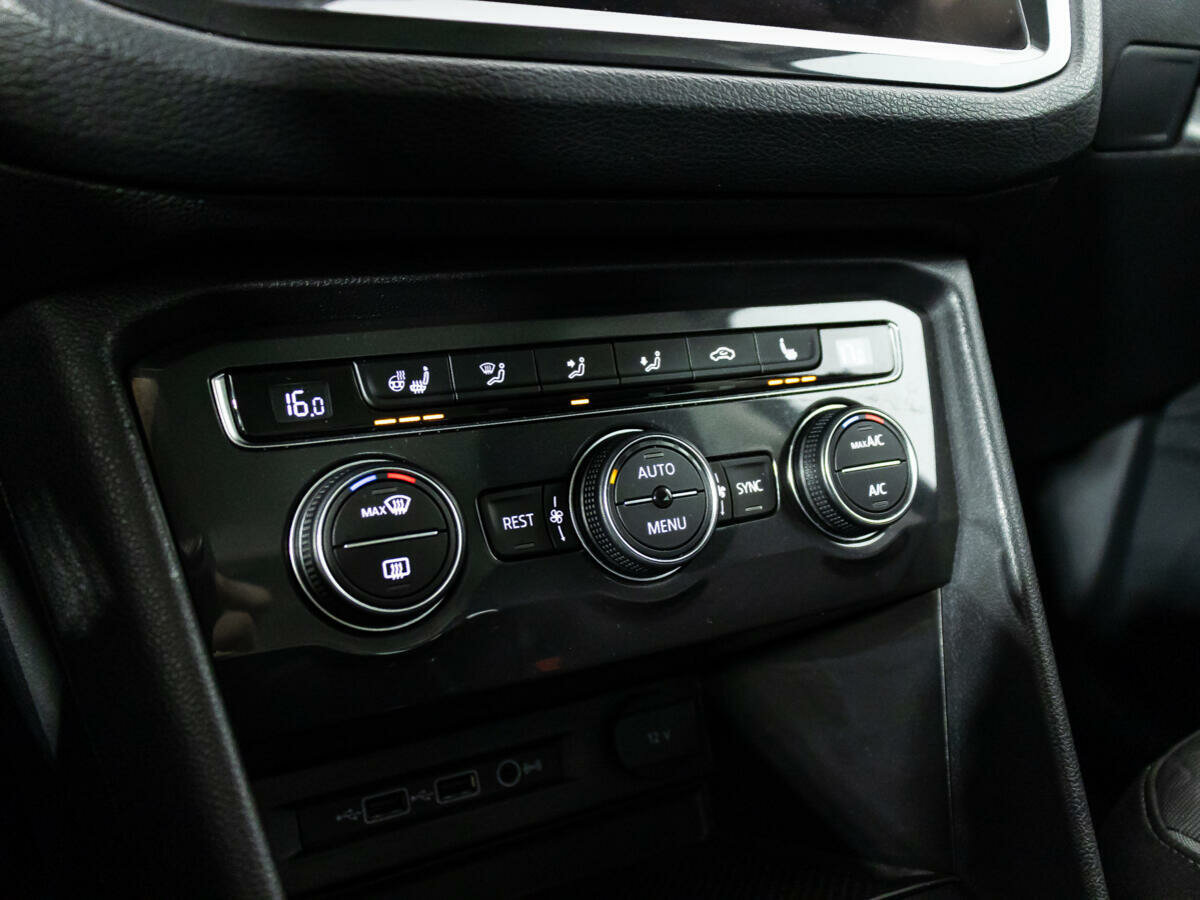 Volkswagen Tiguan, 2019