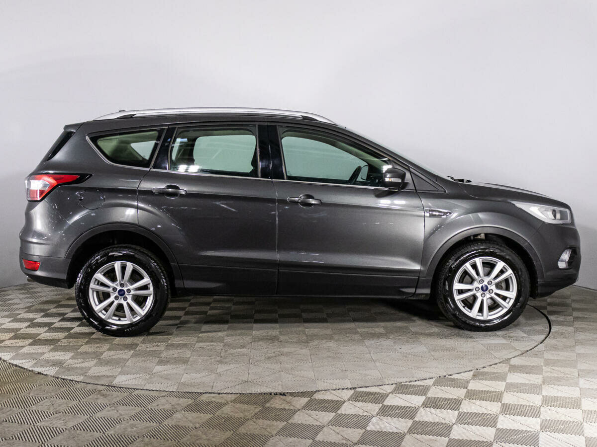 Ford Kuga, 2018
