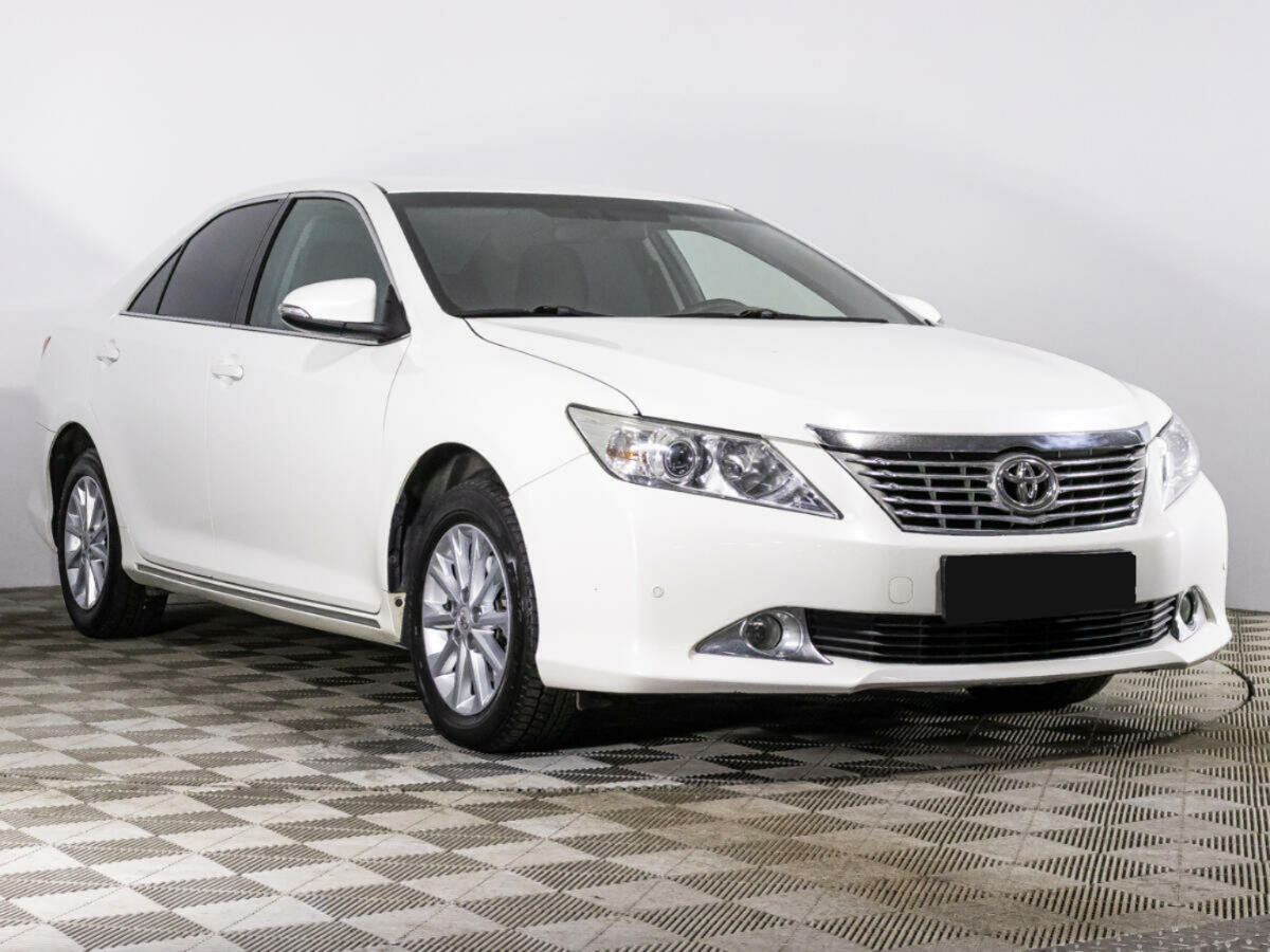 Toyota Camry, 2014