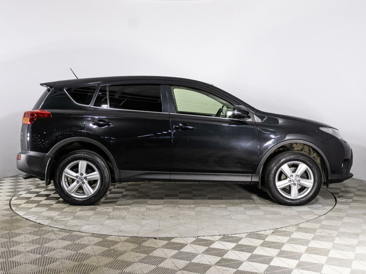 Toyota RAV4, 2013