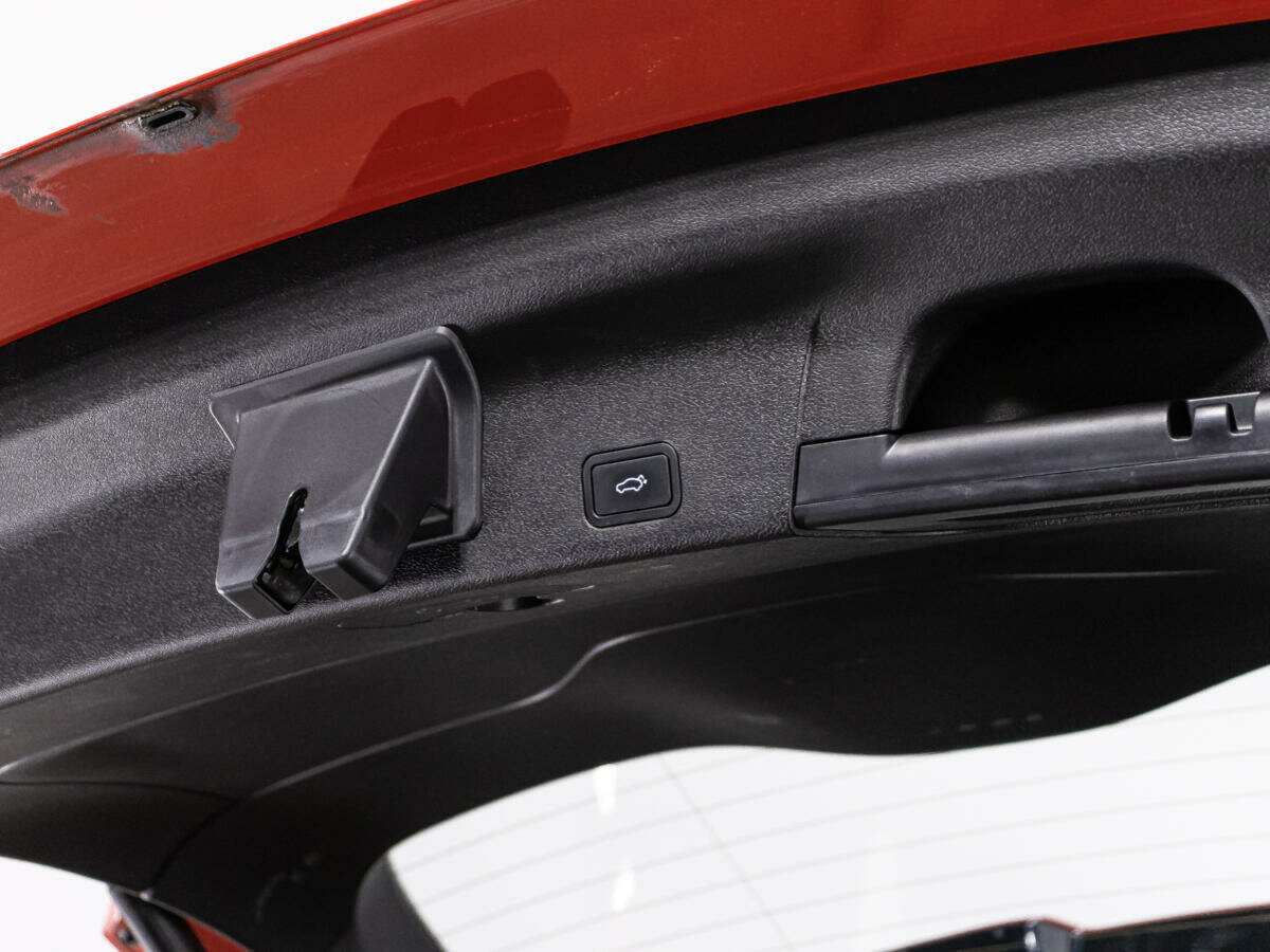 Geely Atlas Pro, 2021