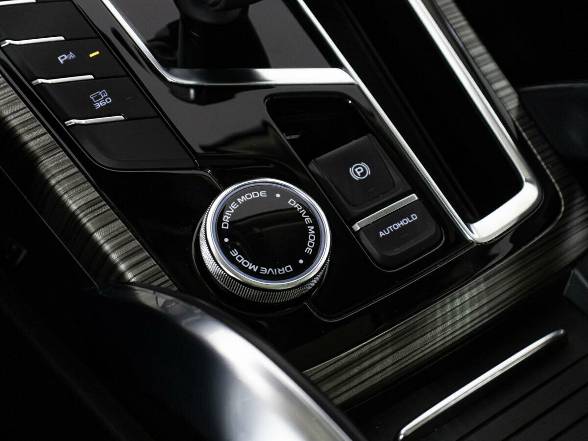 Geely Atlas Pro, 2021