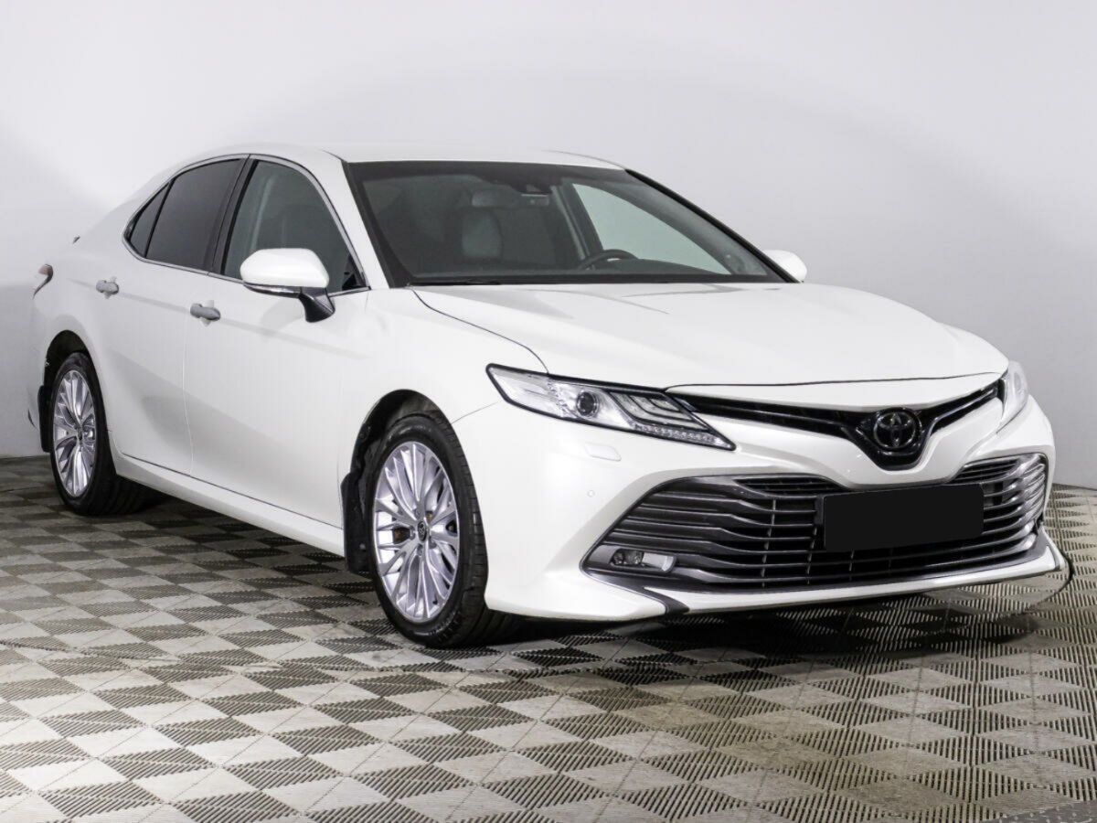 Toyota Camry, 2020