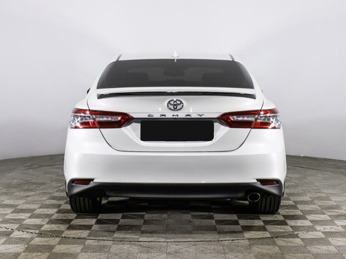 Toyota Camry, 2020