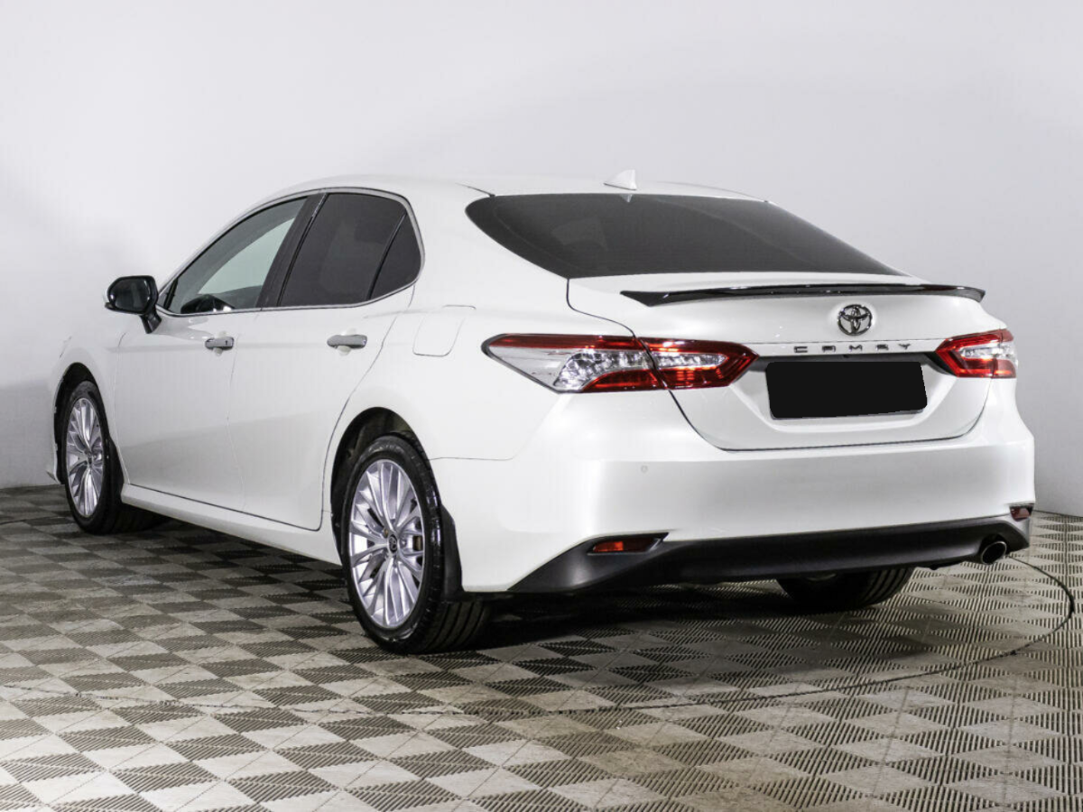 Toyota Camry, 2020