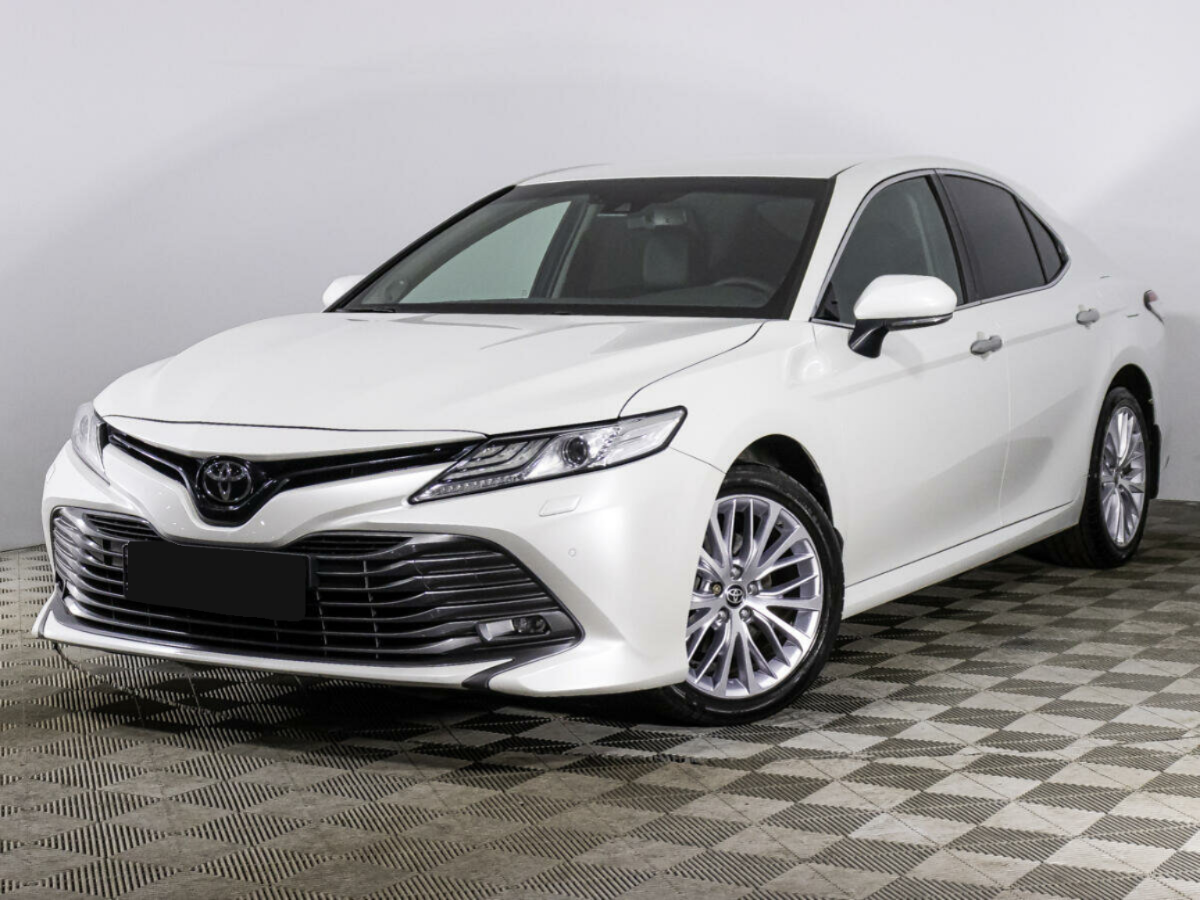 Toyota Camry, 2020