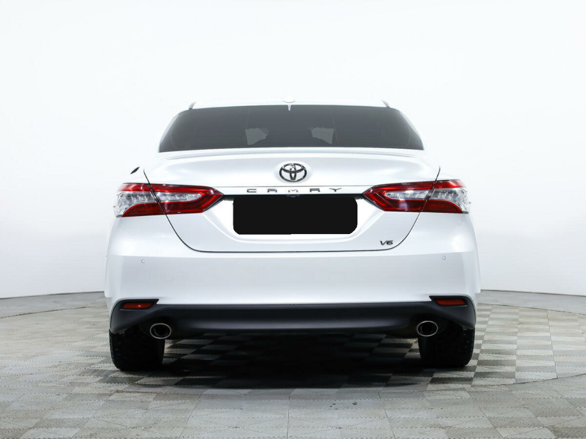 Toyota Camry, 2019
