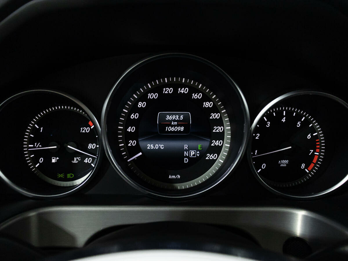 Mercedes-Benz E-Класс 200, 2013