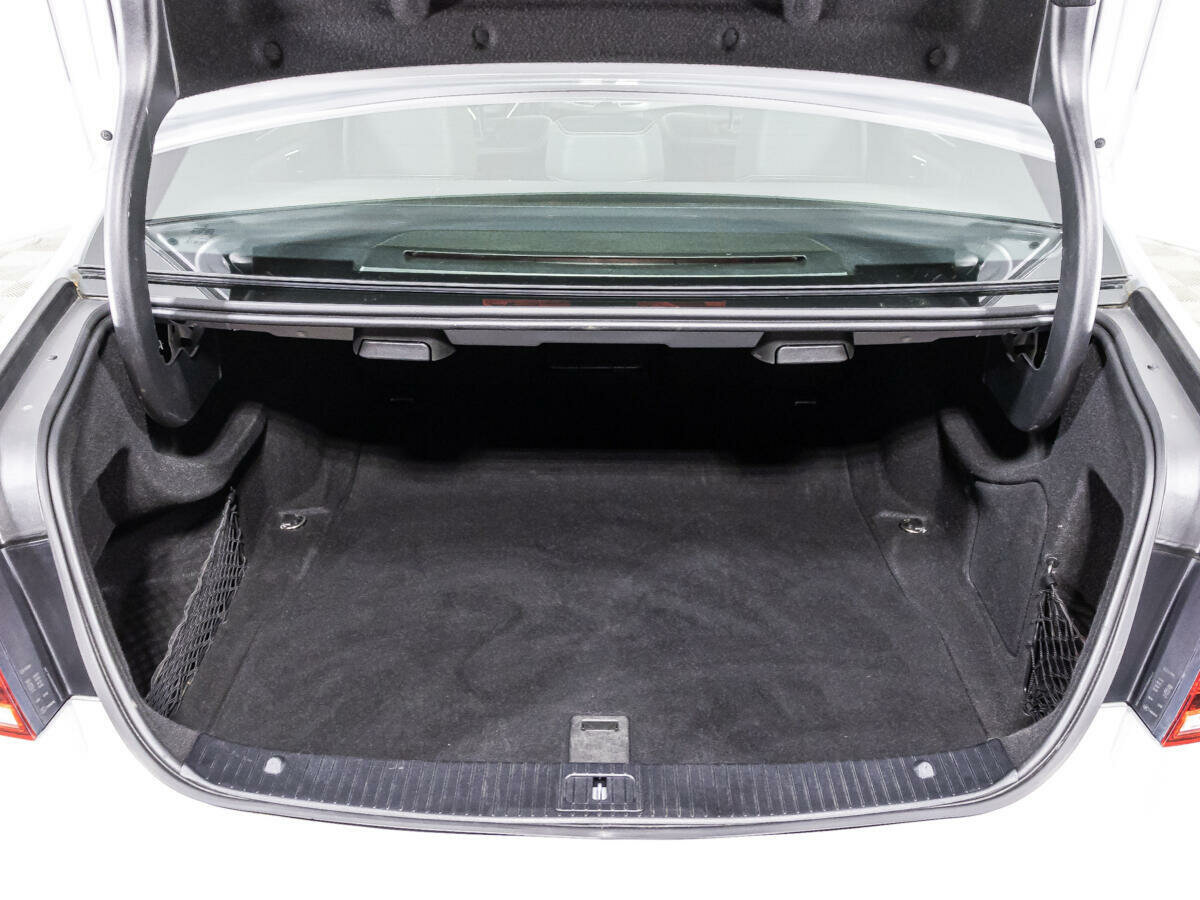 Mercedes-Benz E-Класс 200, 2013