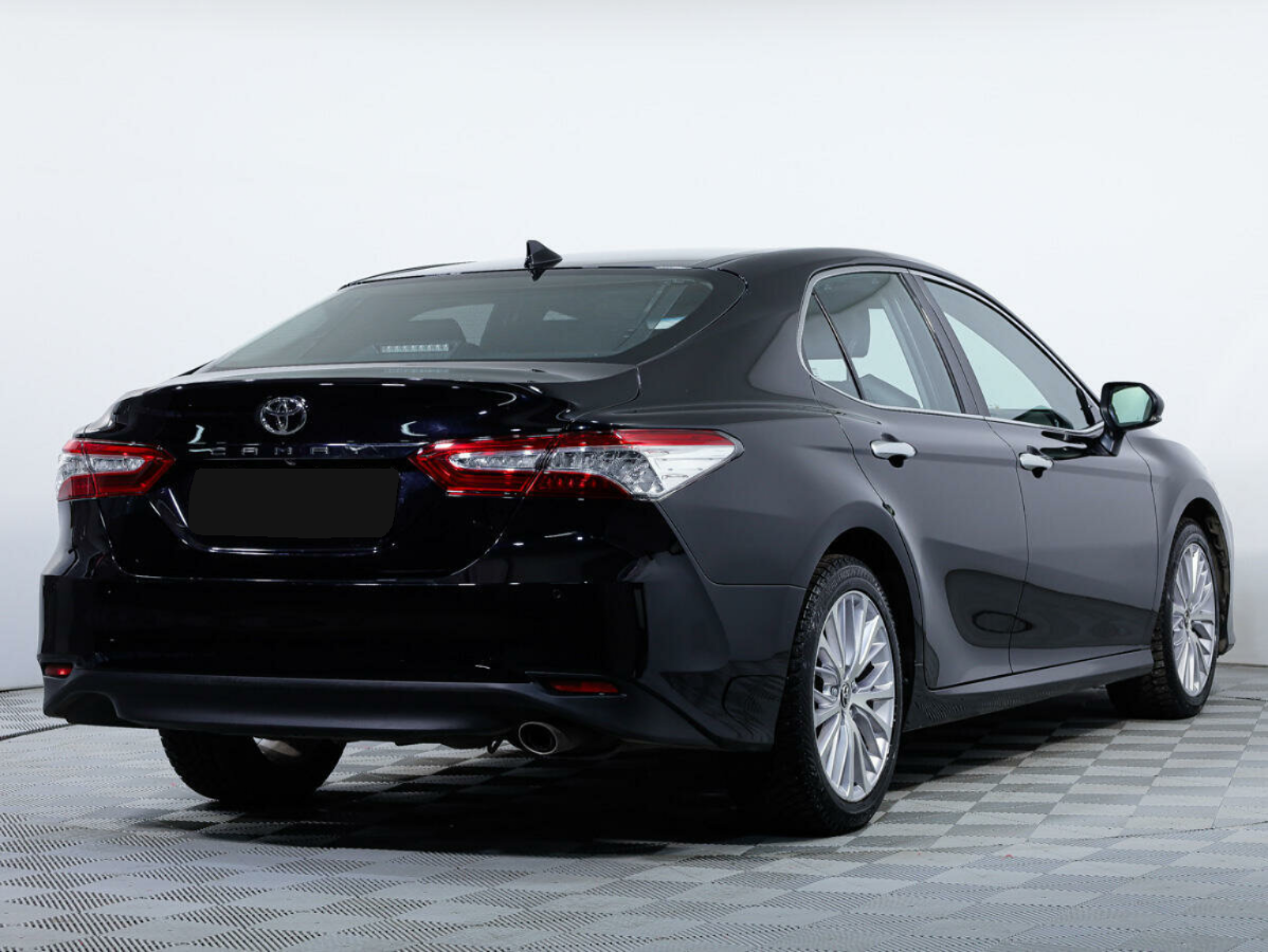 Toyota Camry, 2019