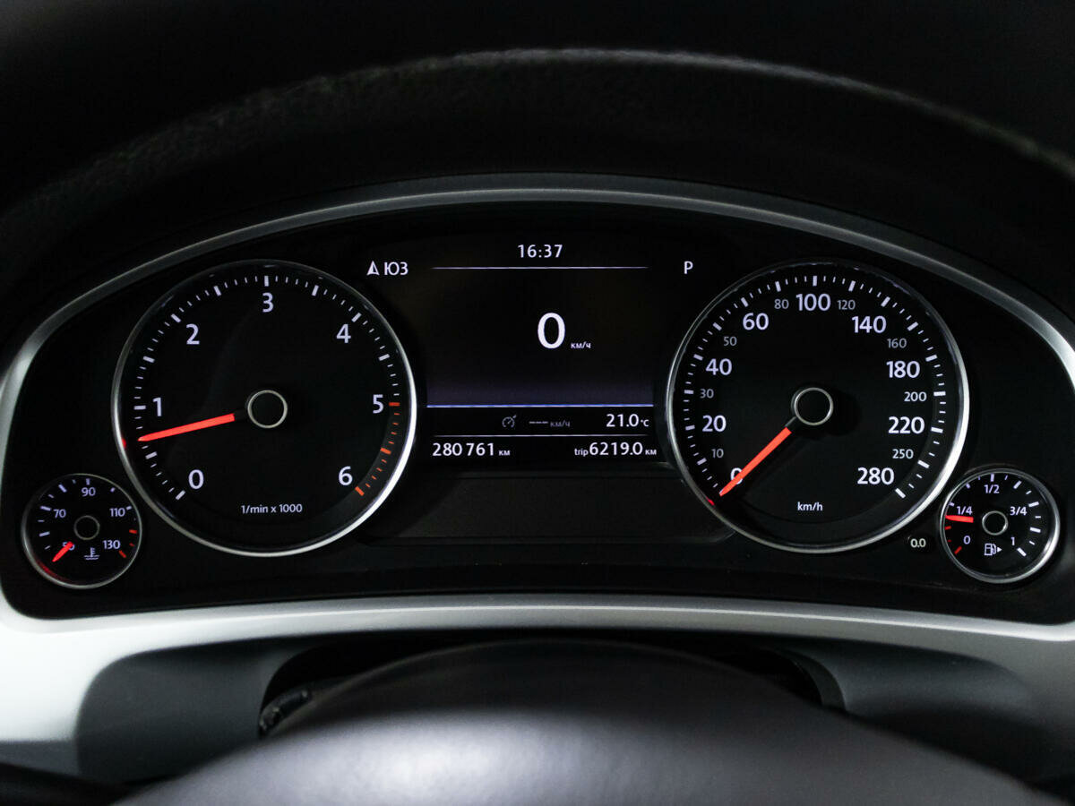 Volkswagen Touareg, 2011