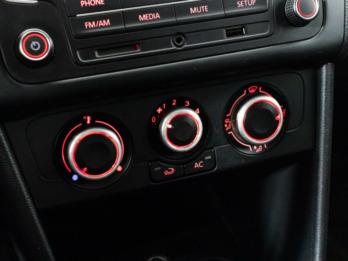 Volkswagen Polo, 2014