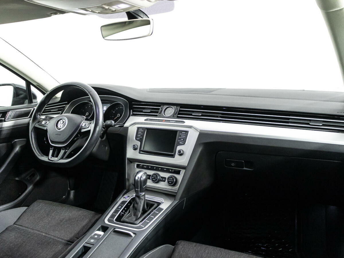 Volkswagen Passat, 2015