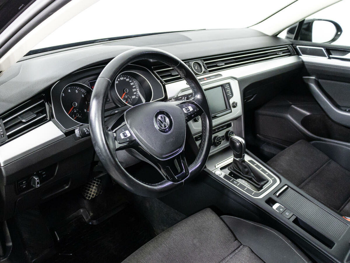 Volkswagen Passat, 2015
