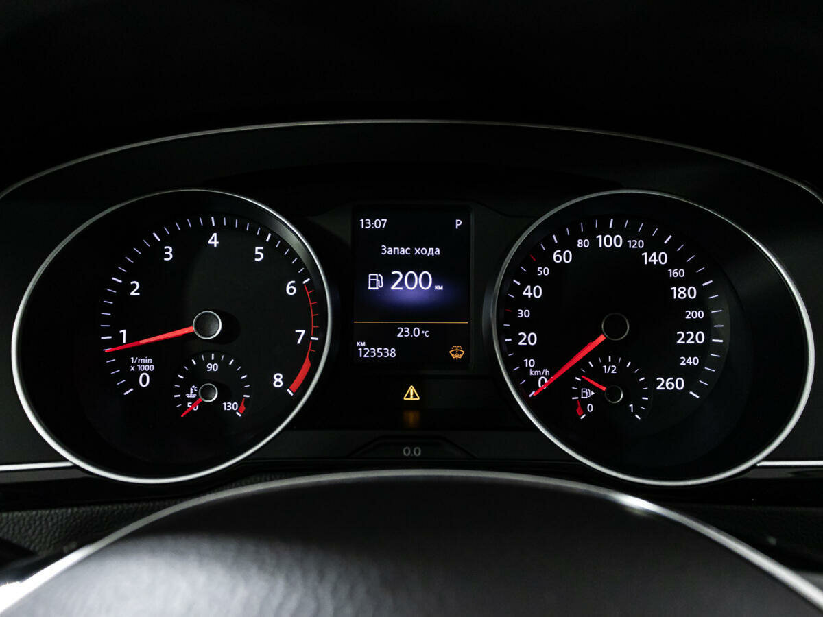 Volkswagen Passat, 2015