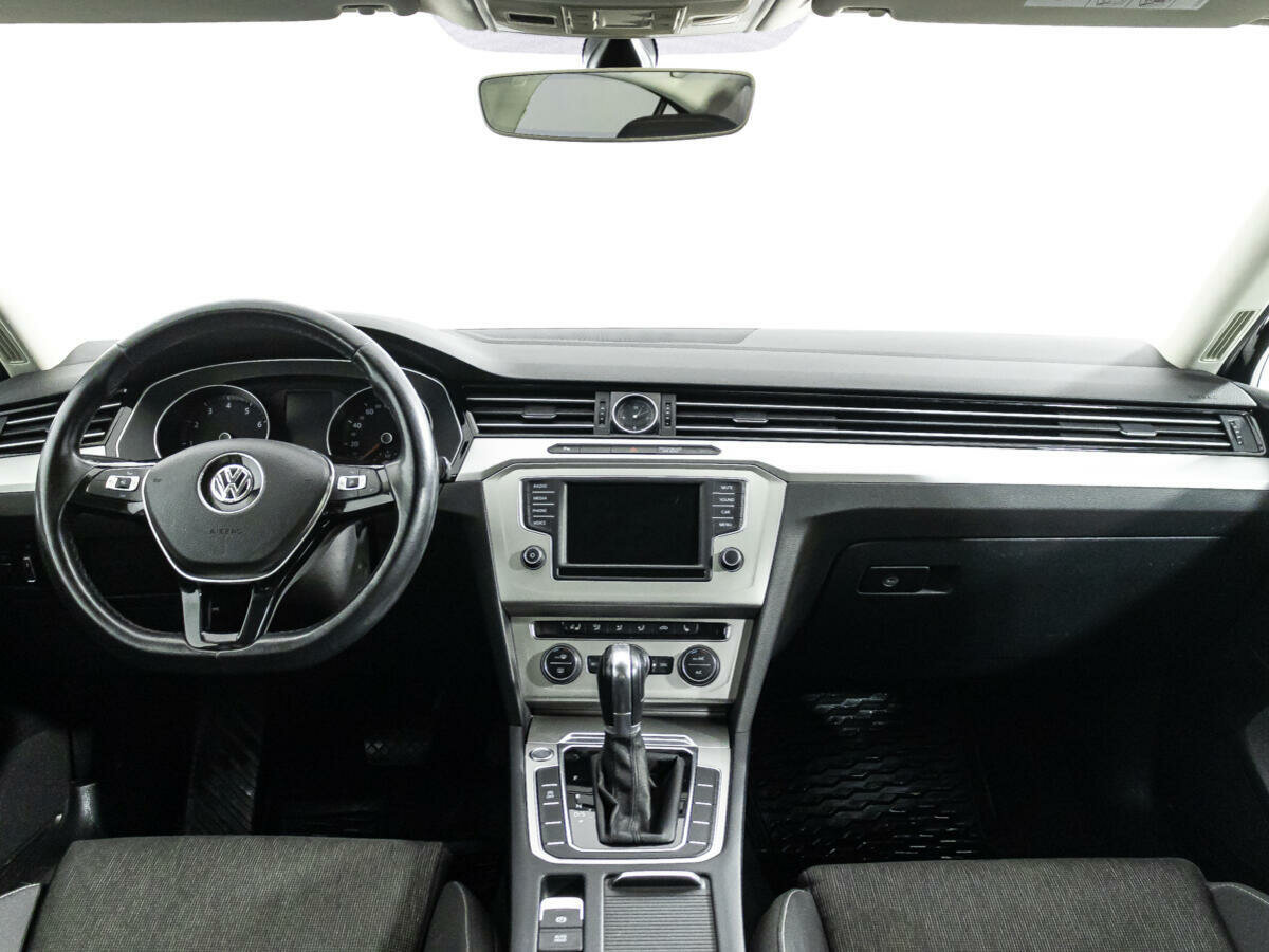 Volkswagen Passat, 2015