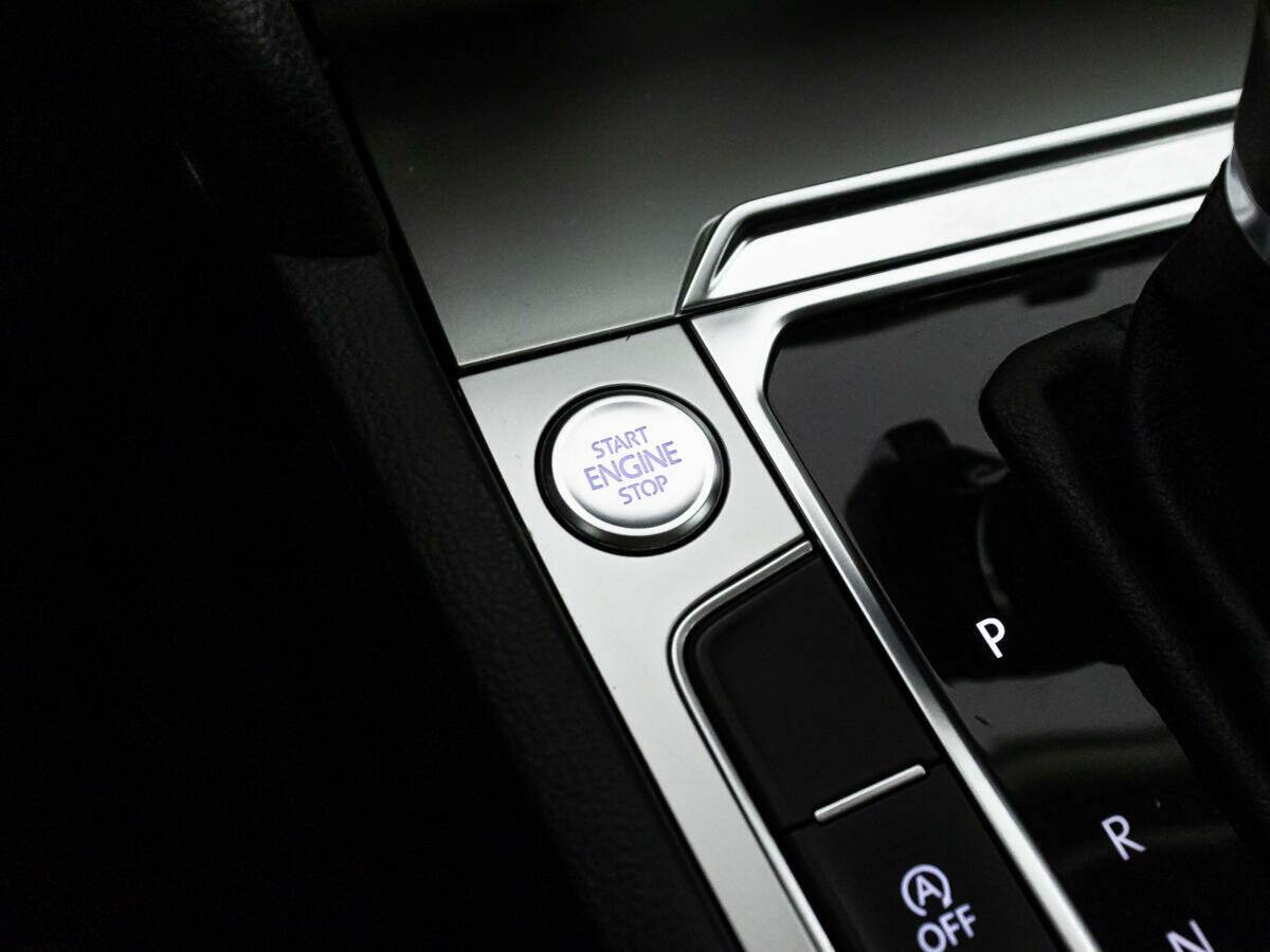 Volkswagen Passat, 2015