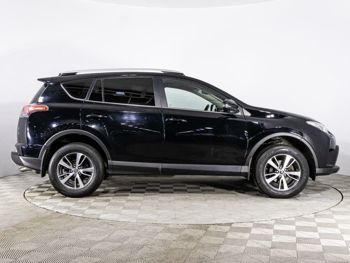 Toyota RAV4, 2018