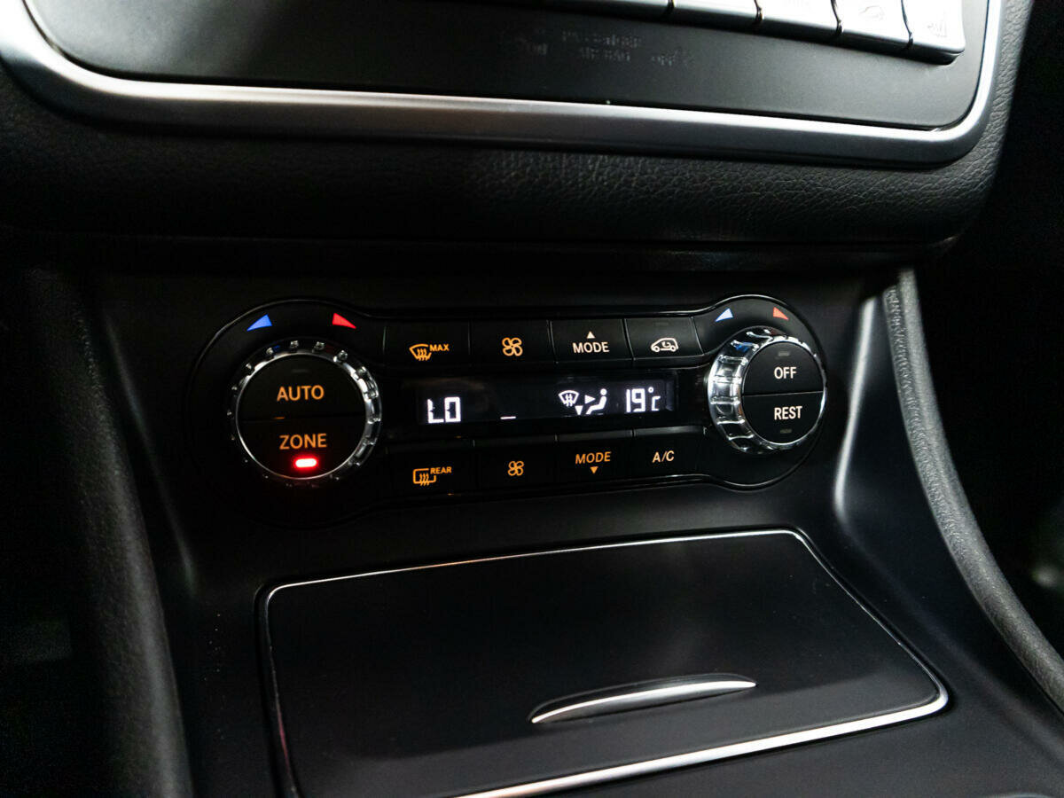 Mercedes-Benz GLA 250, 2018