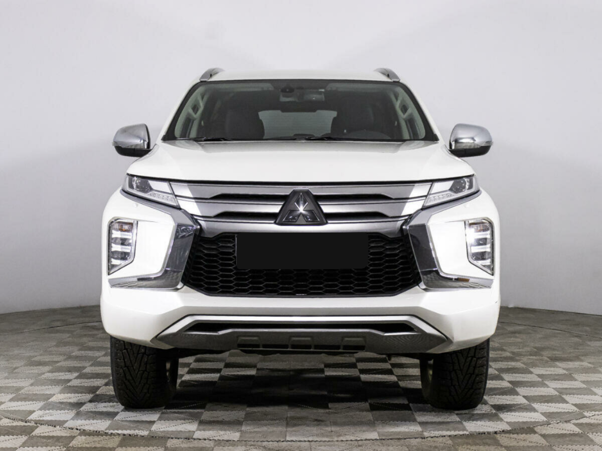 Mitsubishi Pajero Sport, 2022