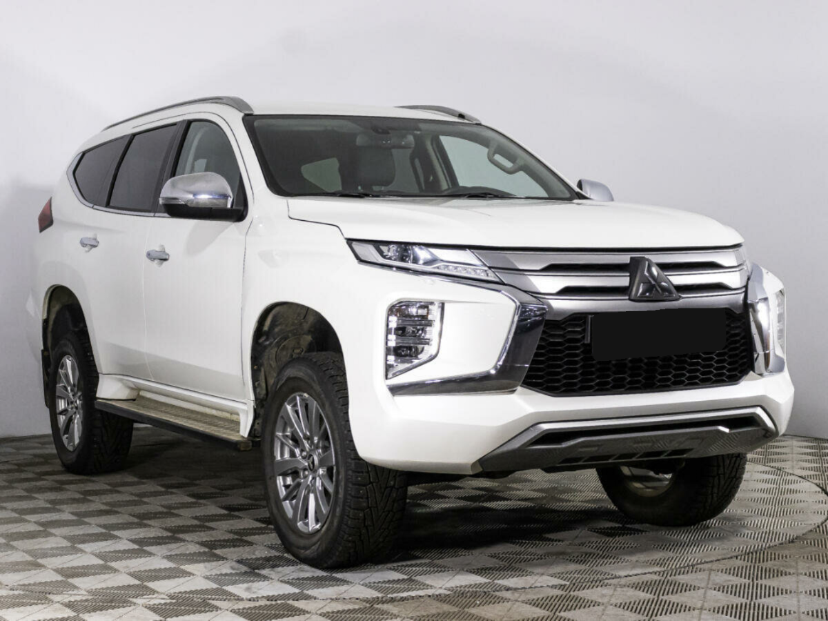Mitsubishi Pajero Sport, 2022
