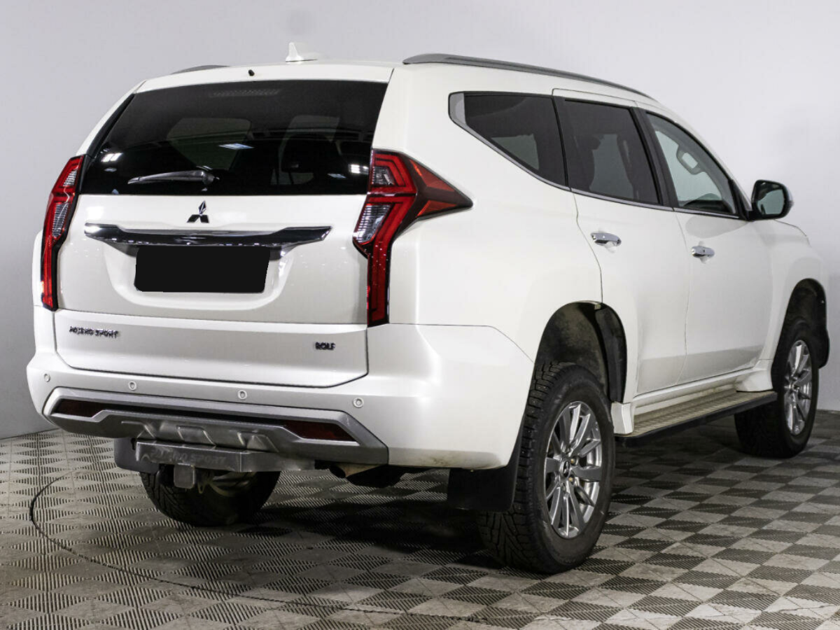 Mitsubishi Pajero Sport, 2022