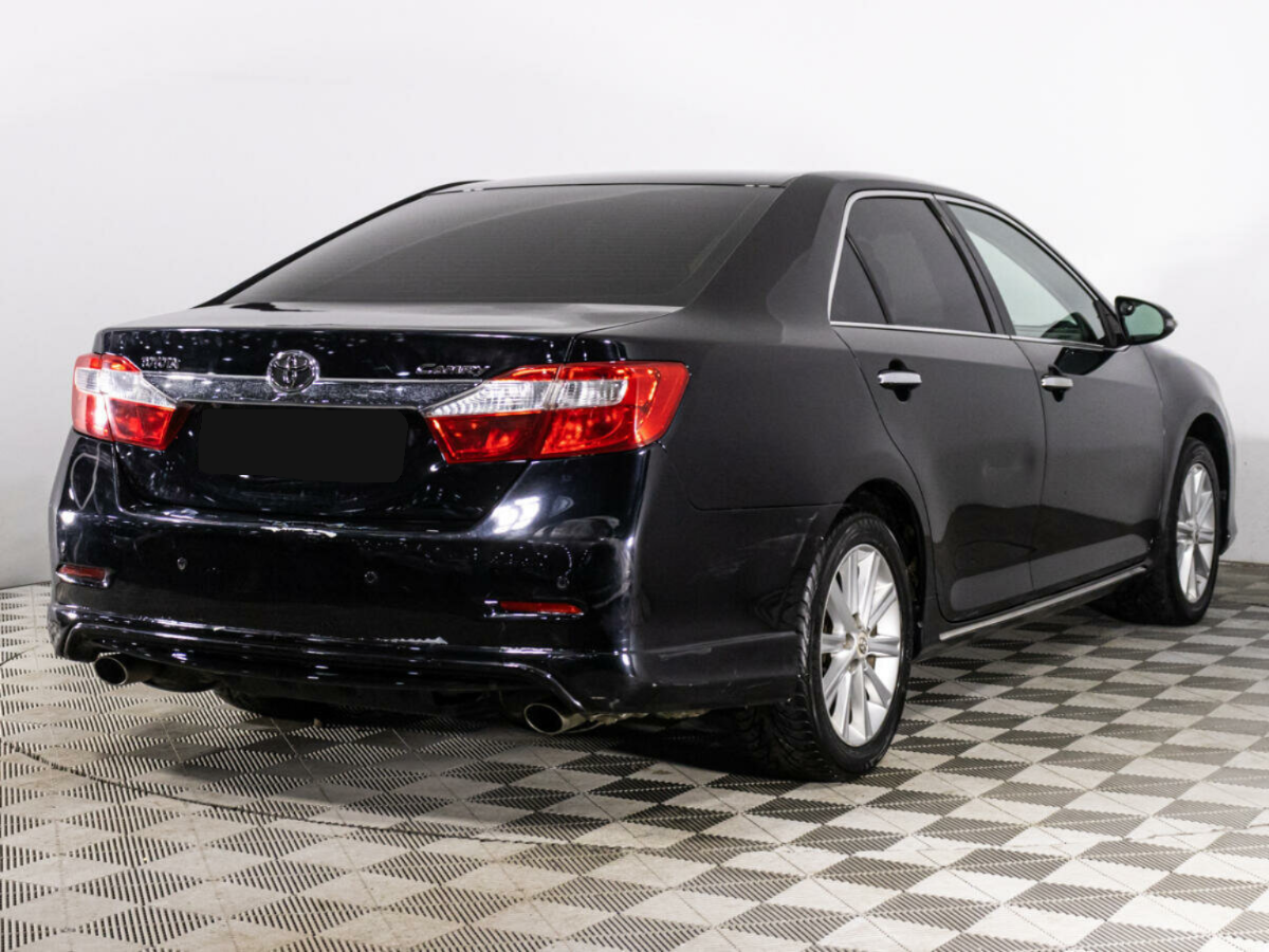 Toyota Camry, 2012