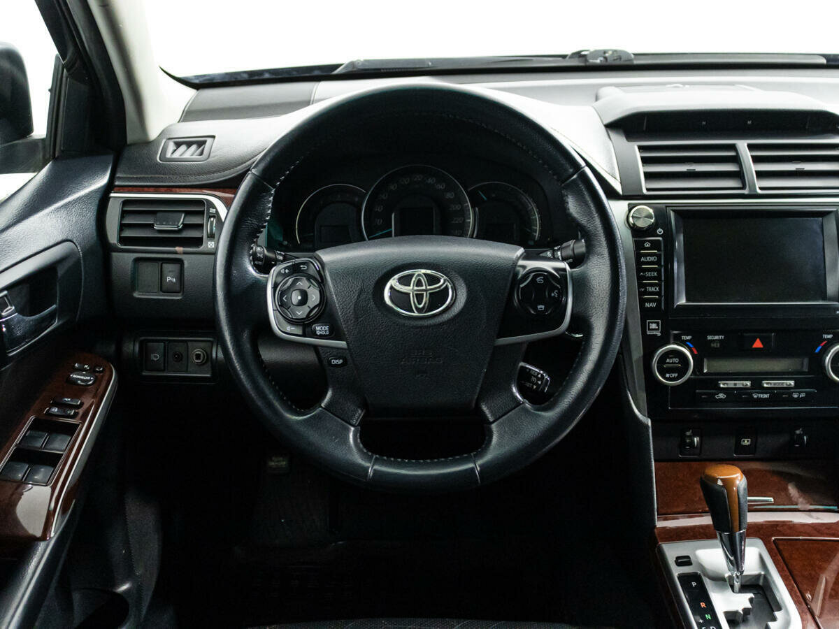 Toyota Camry, 2012