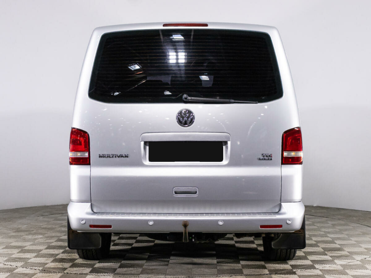 Volkswagen Multivan, 2011