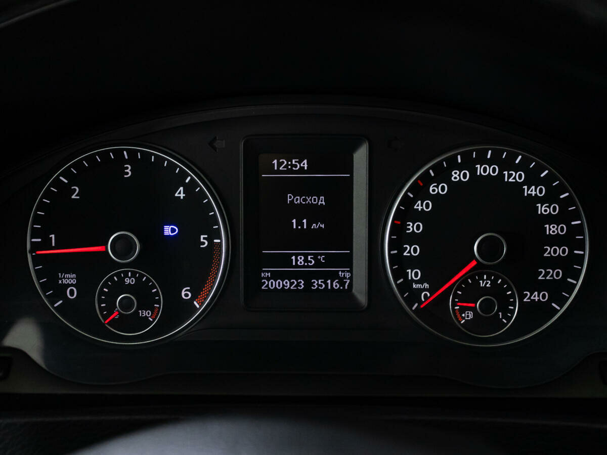 Volkswagen Multivan, 2011