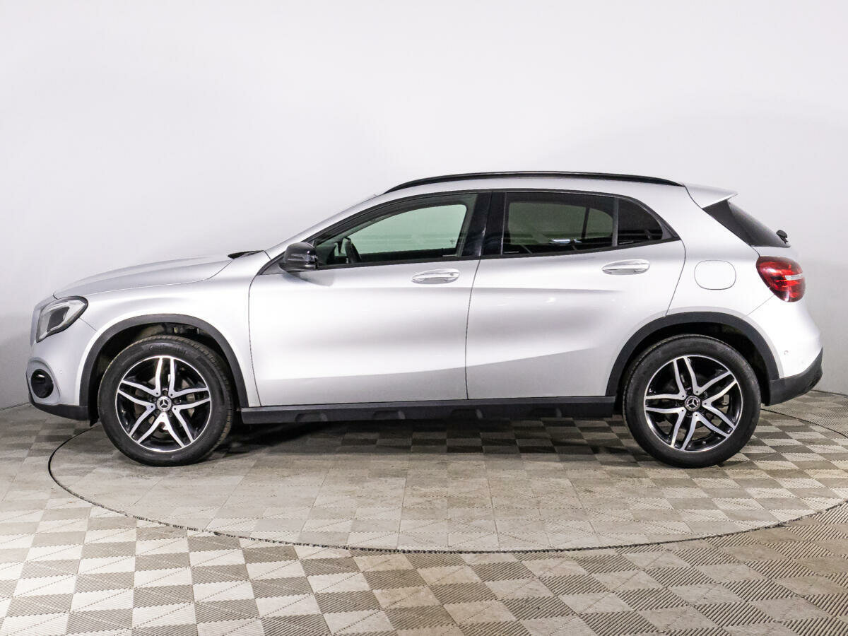 Mercedes-Benz GLA 200, 2019