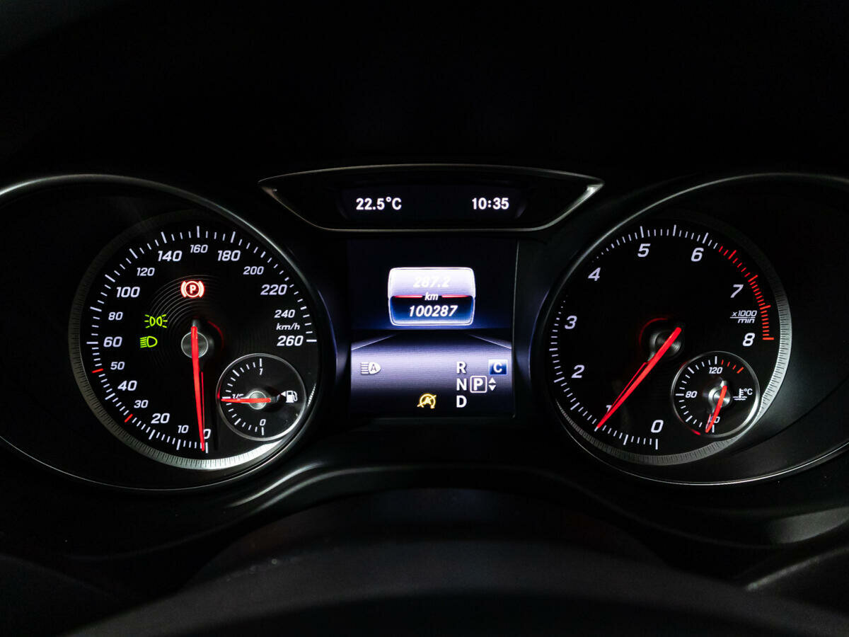 Mercedes-Benz GLA 200, 2019