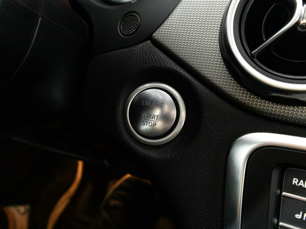 Mercedes-Benz GLA 200, 2019