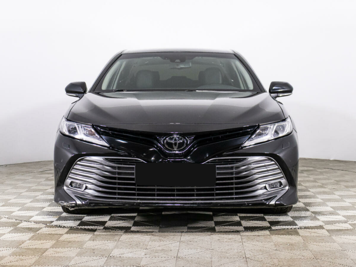 Toyota Camry, 2018