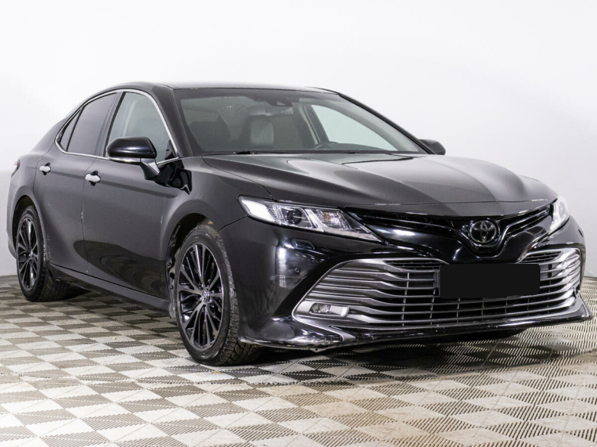 Toyota Camry, 2018