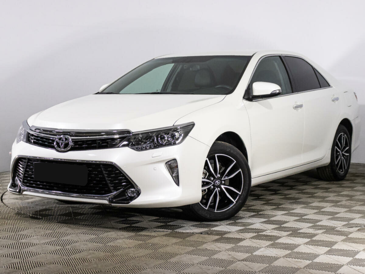 Toyota Camry, 2017