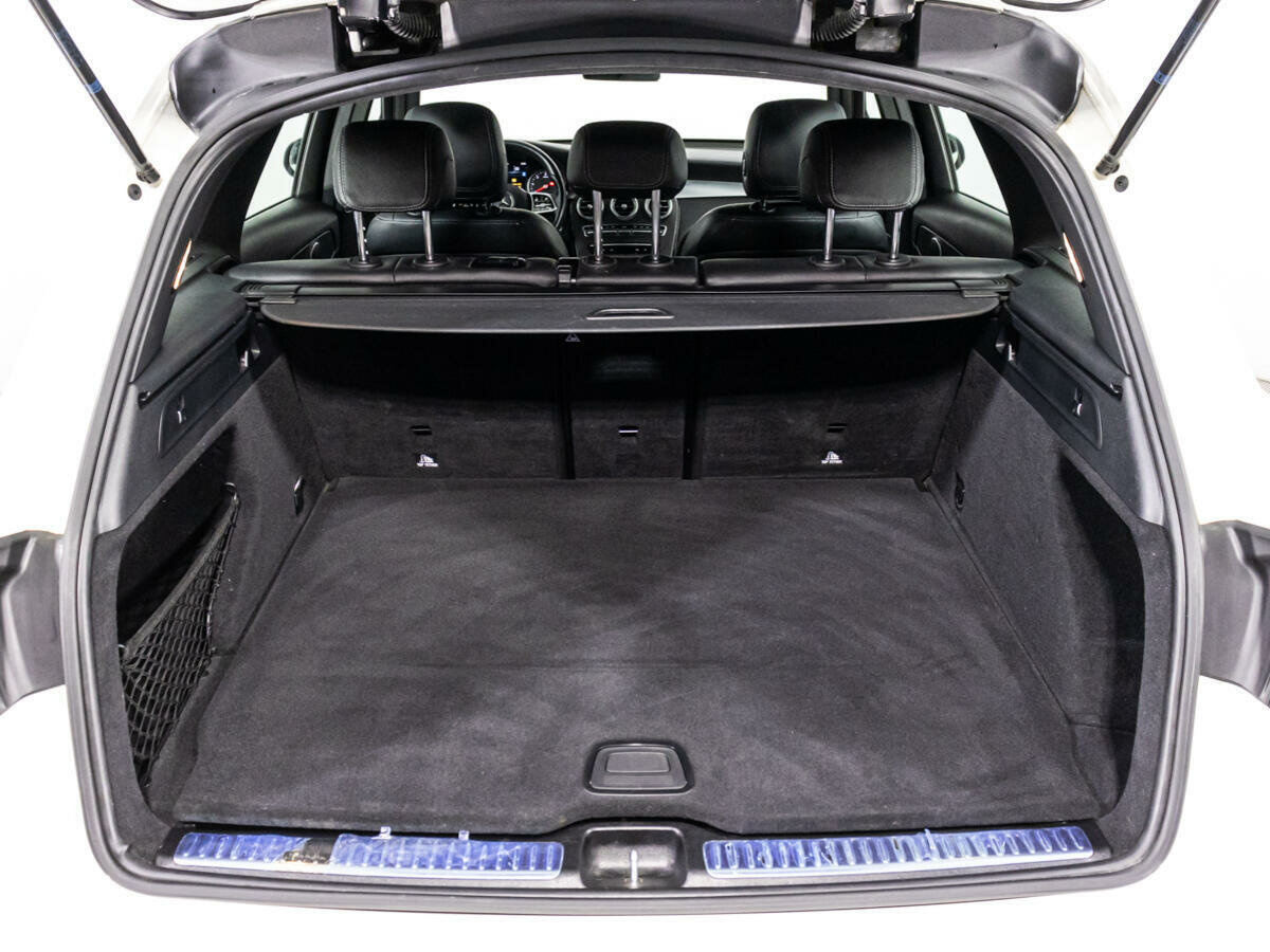 Mercedes-Benz GLC 300 d, 2021