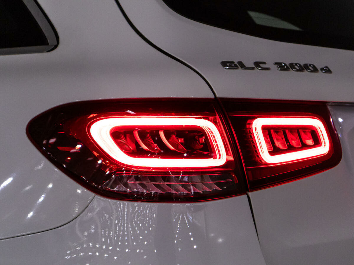 Mercedes-Benz GLC 300 d, 2021