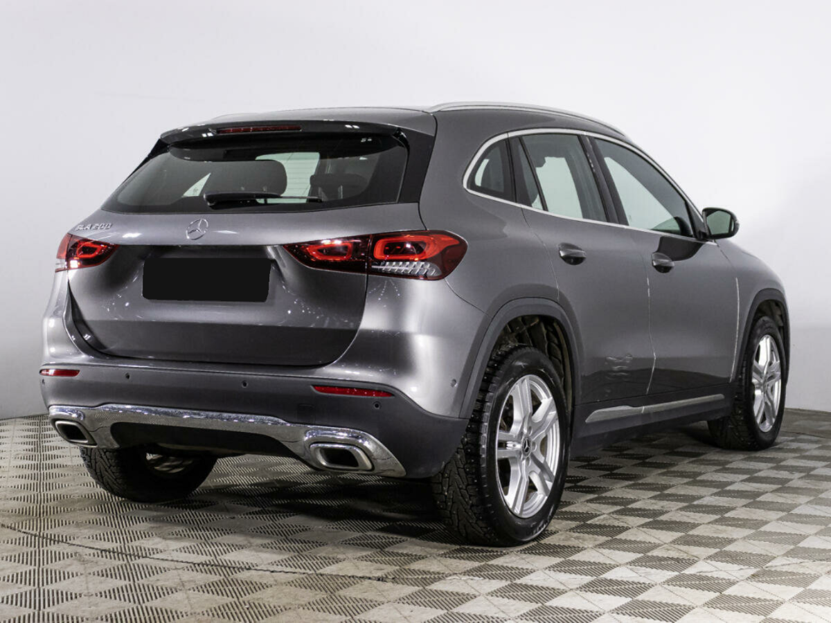 Mercedes-Benz GLA 200, 2020