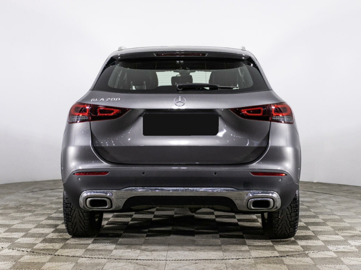 Mercedes-Benz GLA 200, 2020