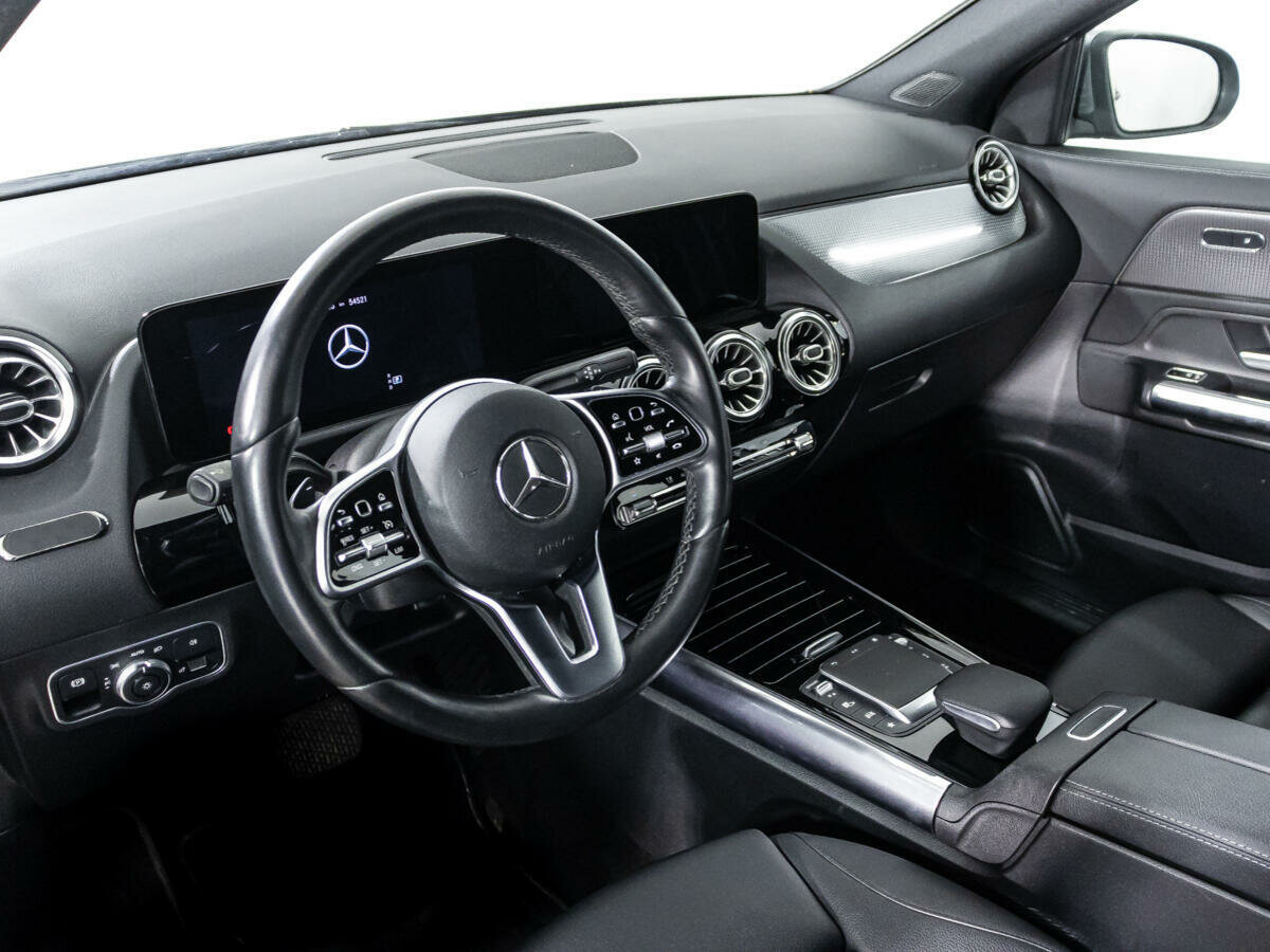 Mercedes-Benz GLA 200, 2020