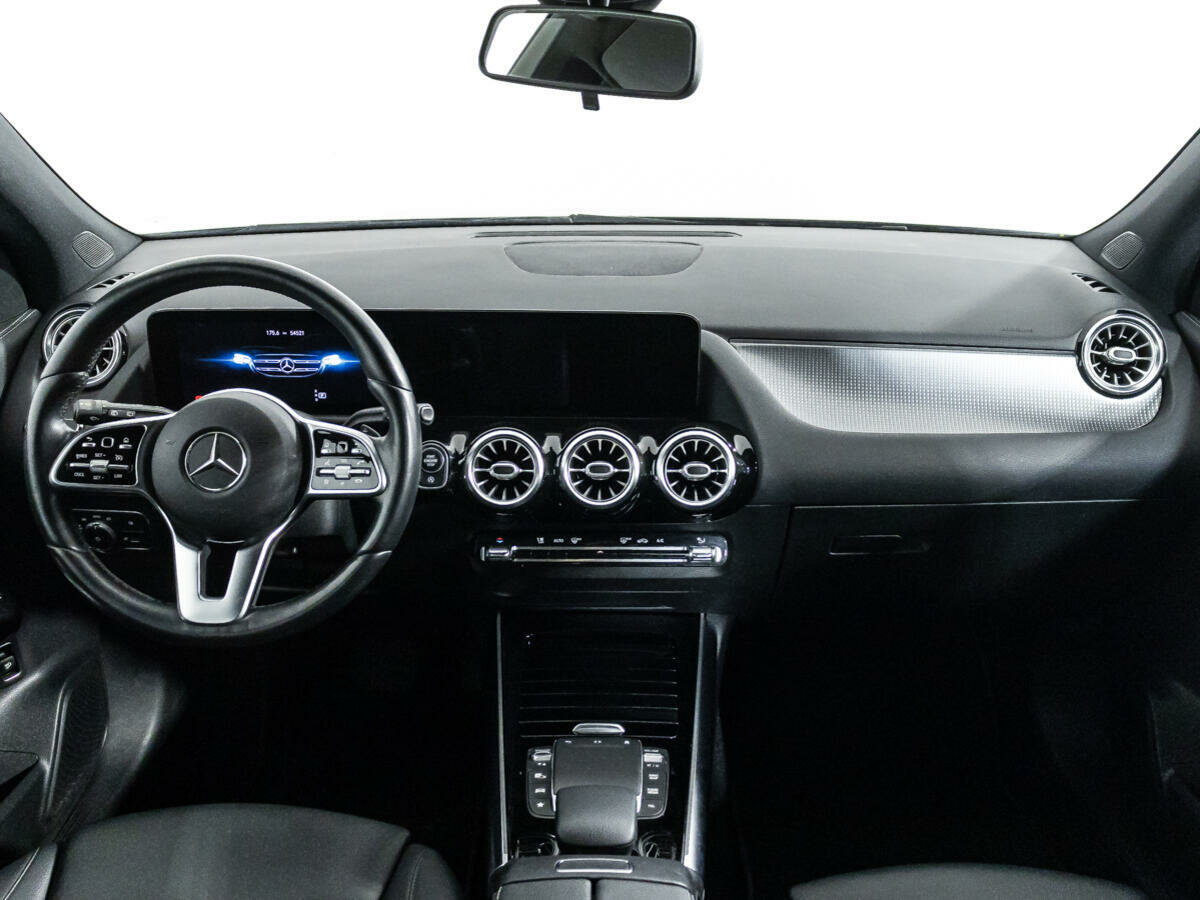 Mercedes-Benz GLA 200, 2020