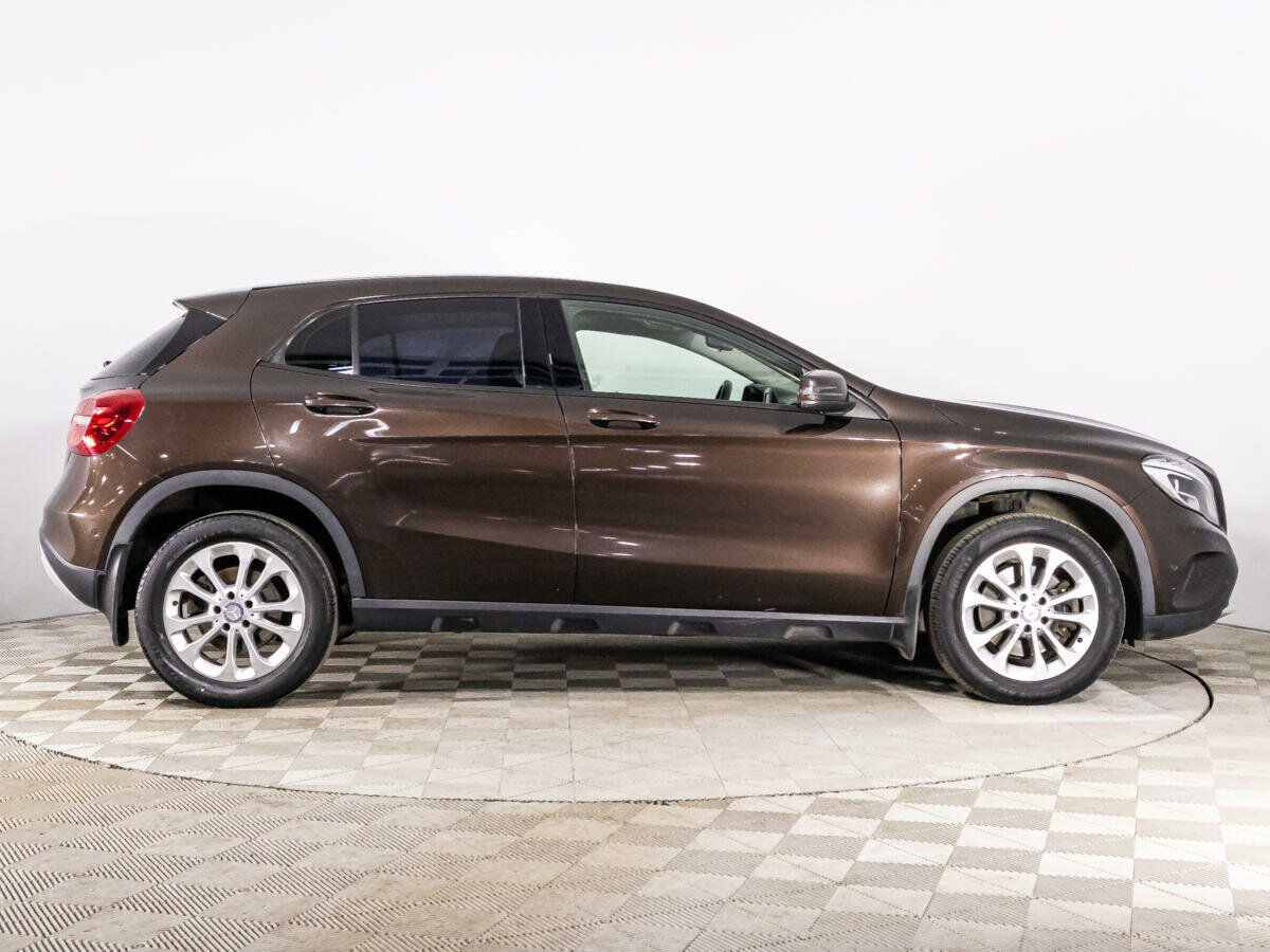 Mercedes-Benz GLA 250, 2014