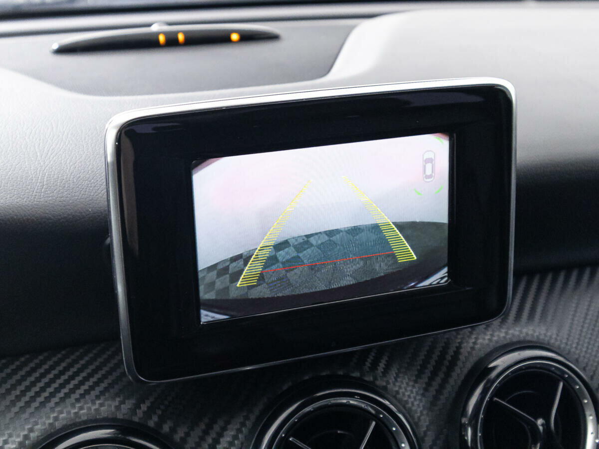 Mercedes-Benz GLA 250, 2014