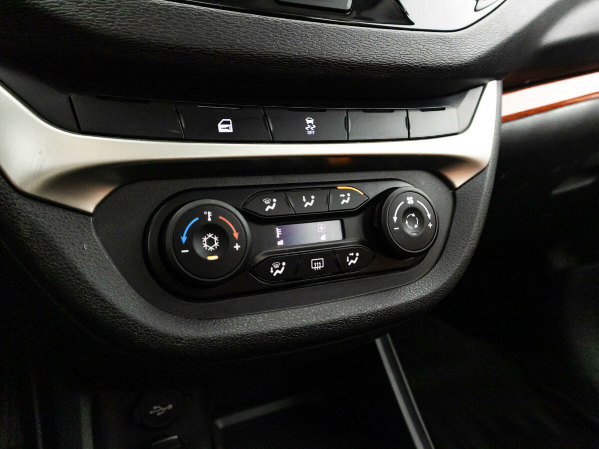 Lada (ВАЗ) Vesta Cross, 2021