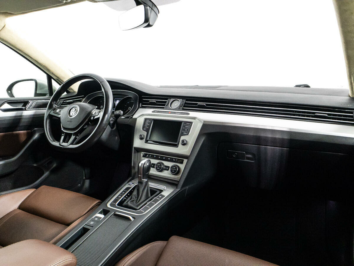 Volkswagen Passat, 2017